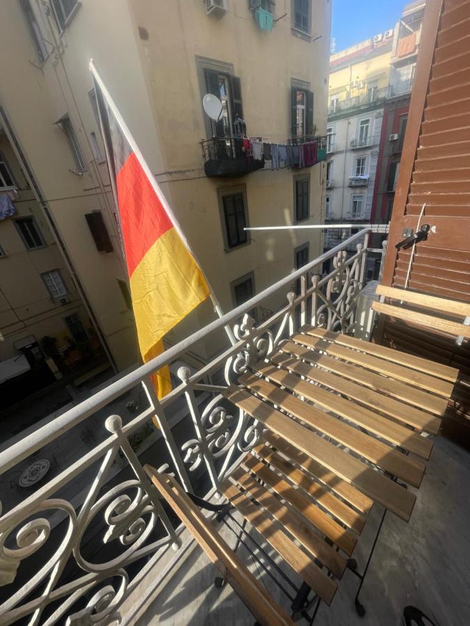 A I R H1O Hostel Nápoly Kültér fotó