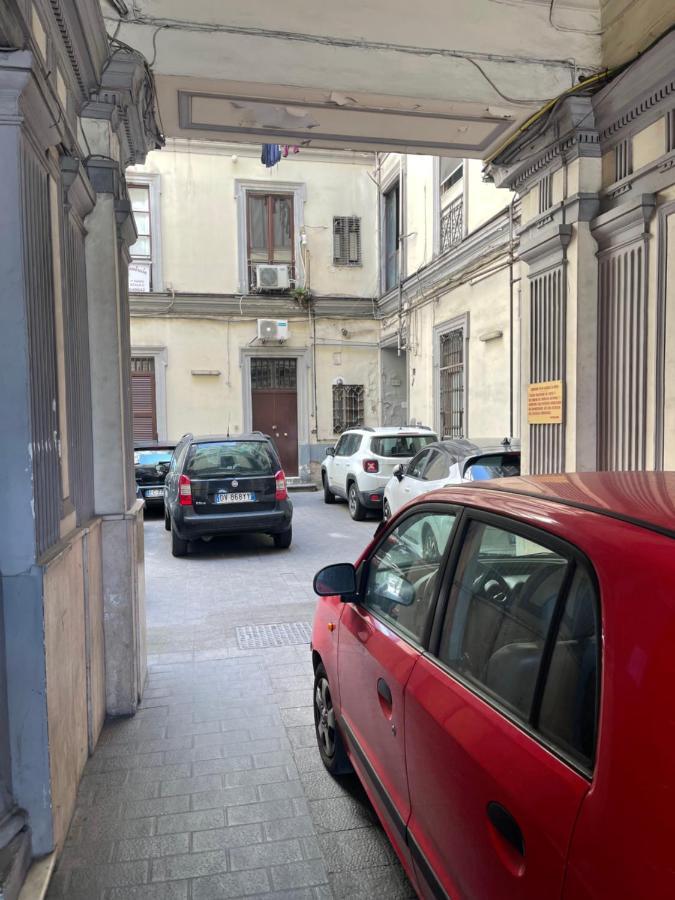 A I R H1O Hostel Nápoly Kültér fotó