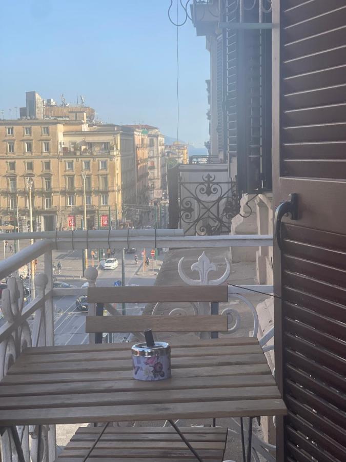 A I R H1O Hostel Nápoly Kültér fotó